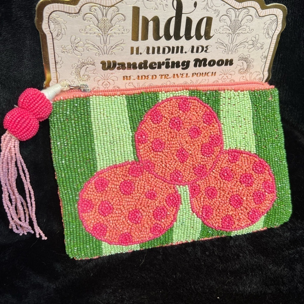 🩷Made in India Wandering Moon pink & green day dinker beaded travel pouch-NWT💚